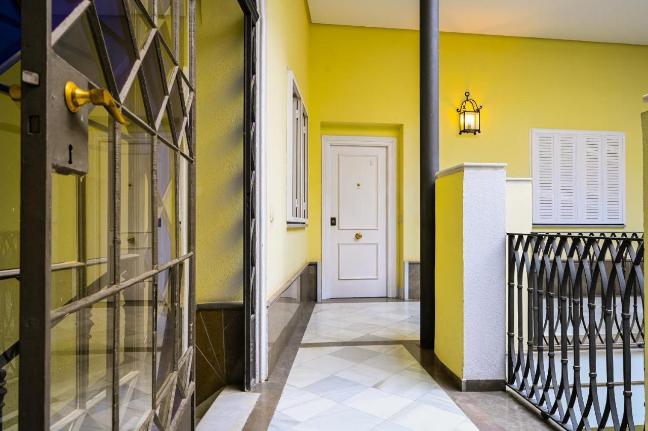Anfitrion Sevilla 5 Екстер'єр фото